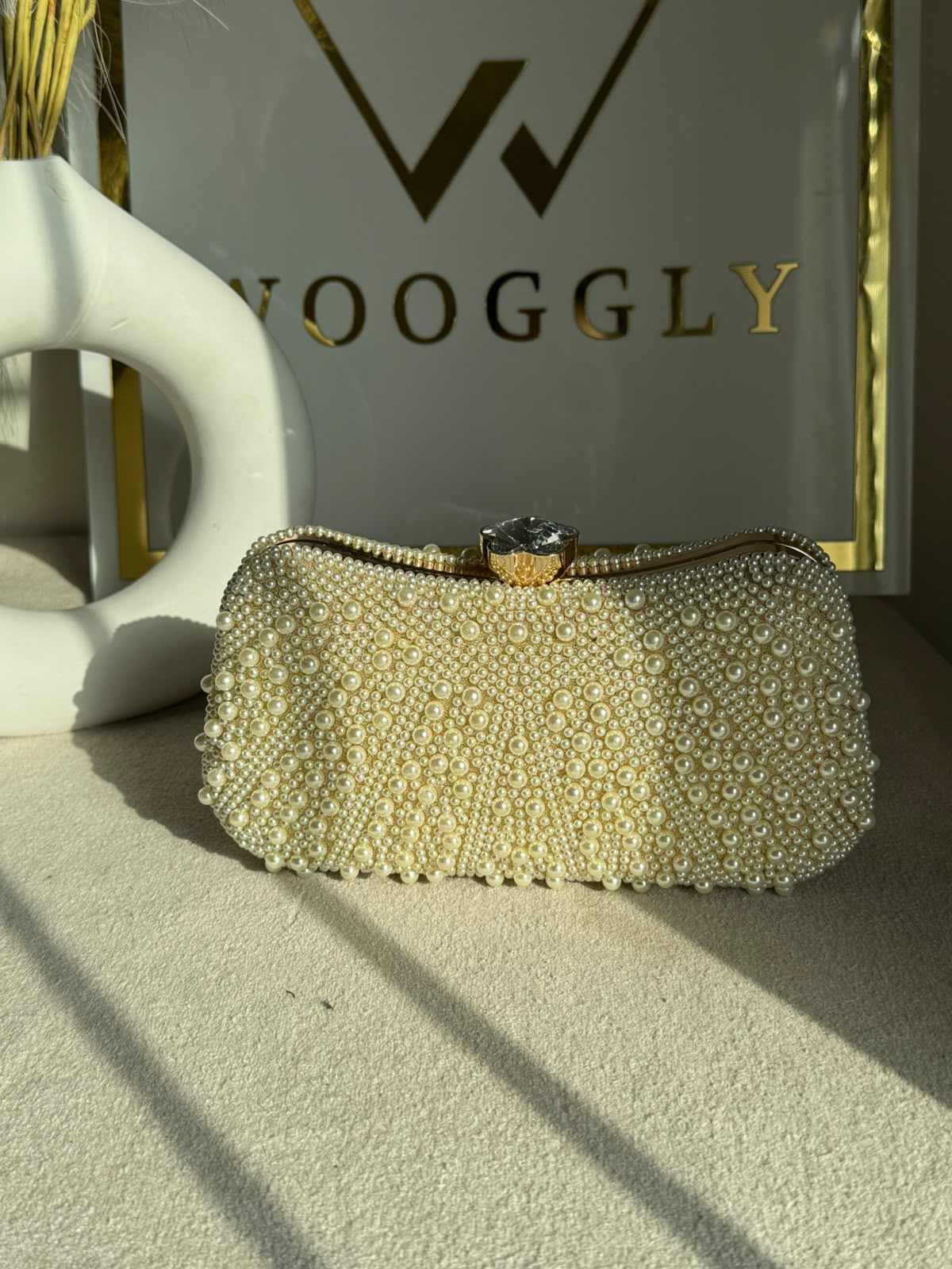 Majestic Glow Pearl Clutch