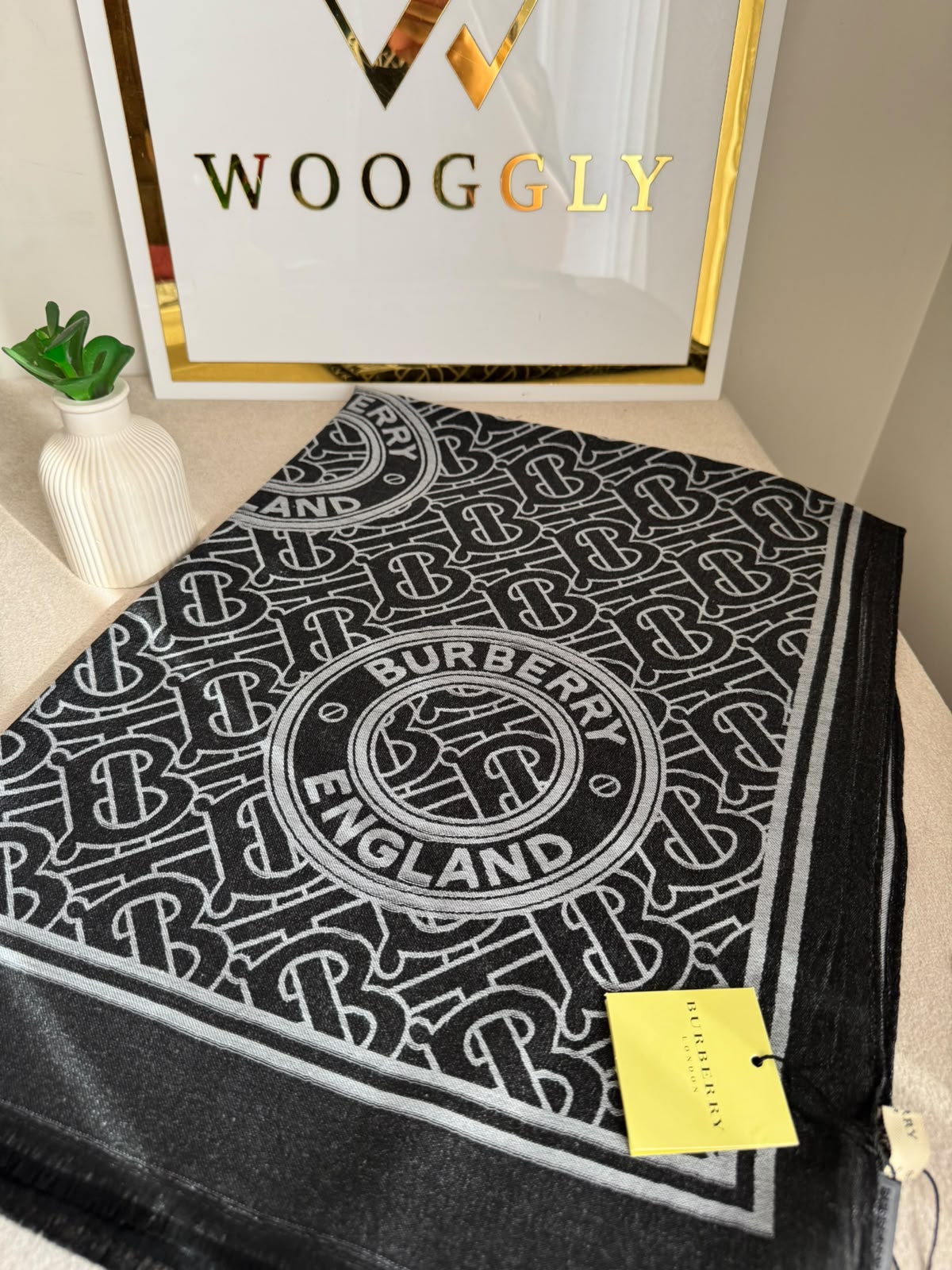 ALL SEASON Burberry Pashmina Stoller - Black & Grey
