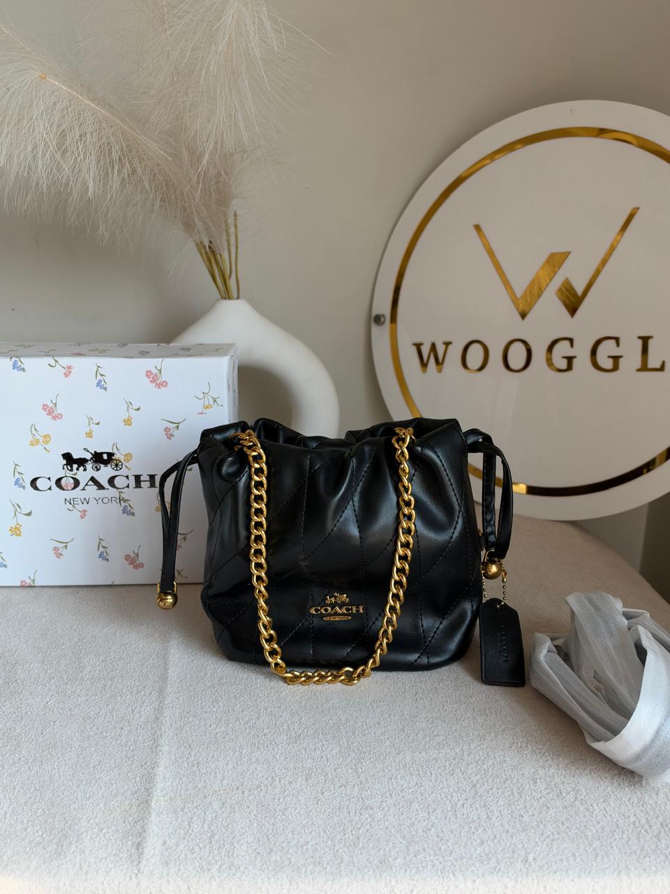 The Sovereign Bucket Bag with Box Packing - Black
