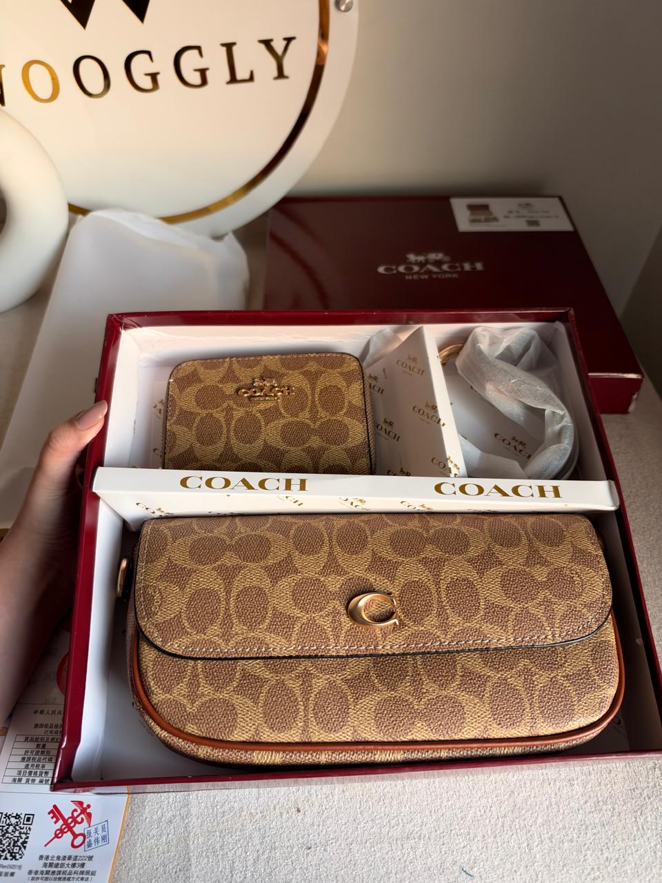 High Quality Gift Set With Wallet & Silk Scarf ( Box Packing) - Canvas Brown