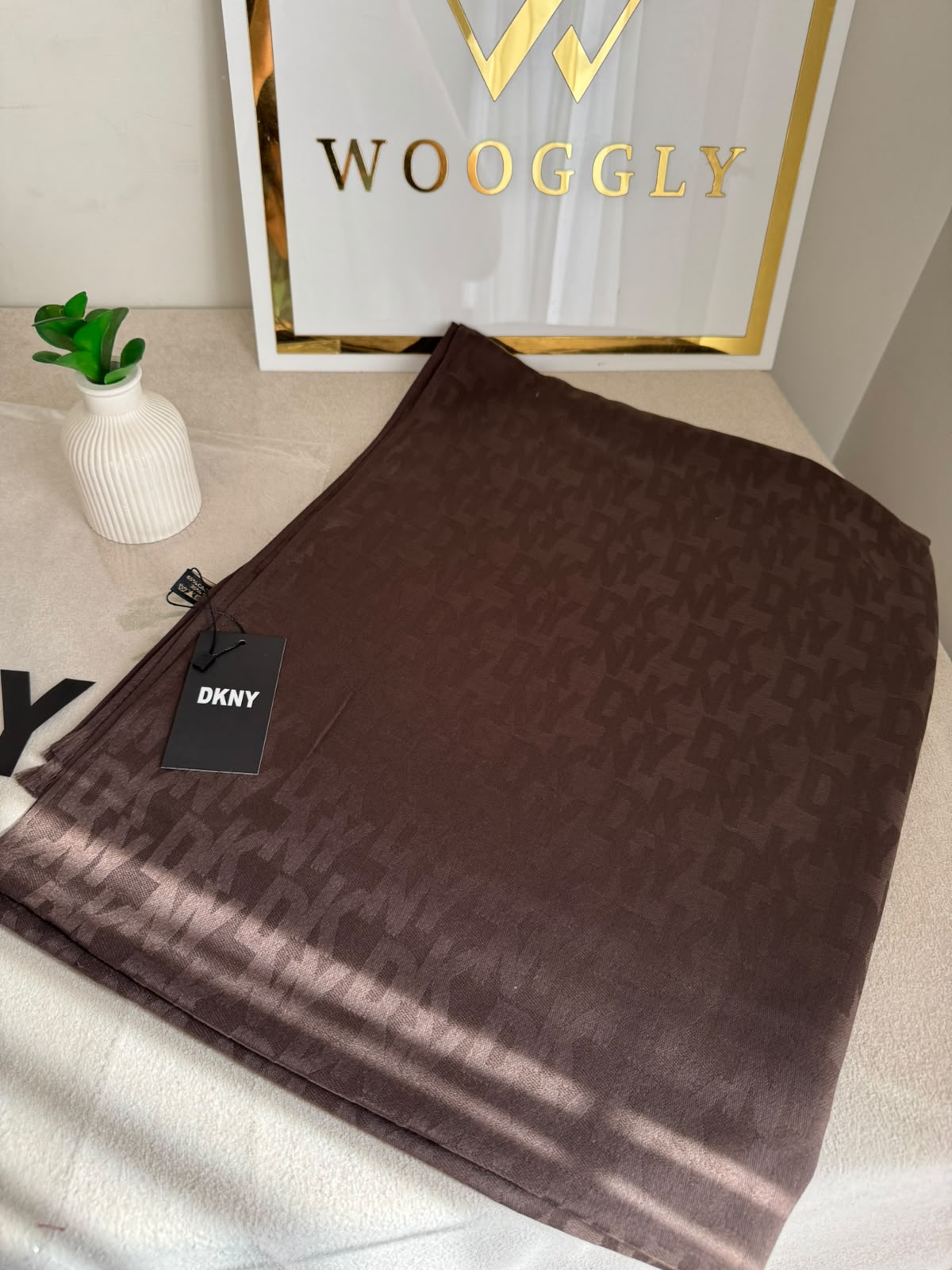 ALL SEASON DKNY Stoller - Chocolate Brown