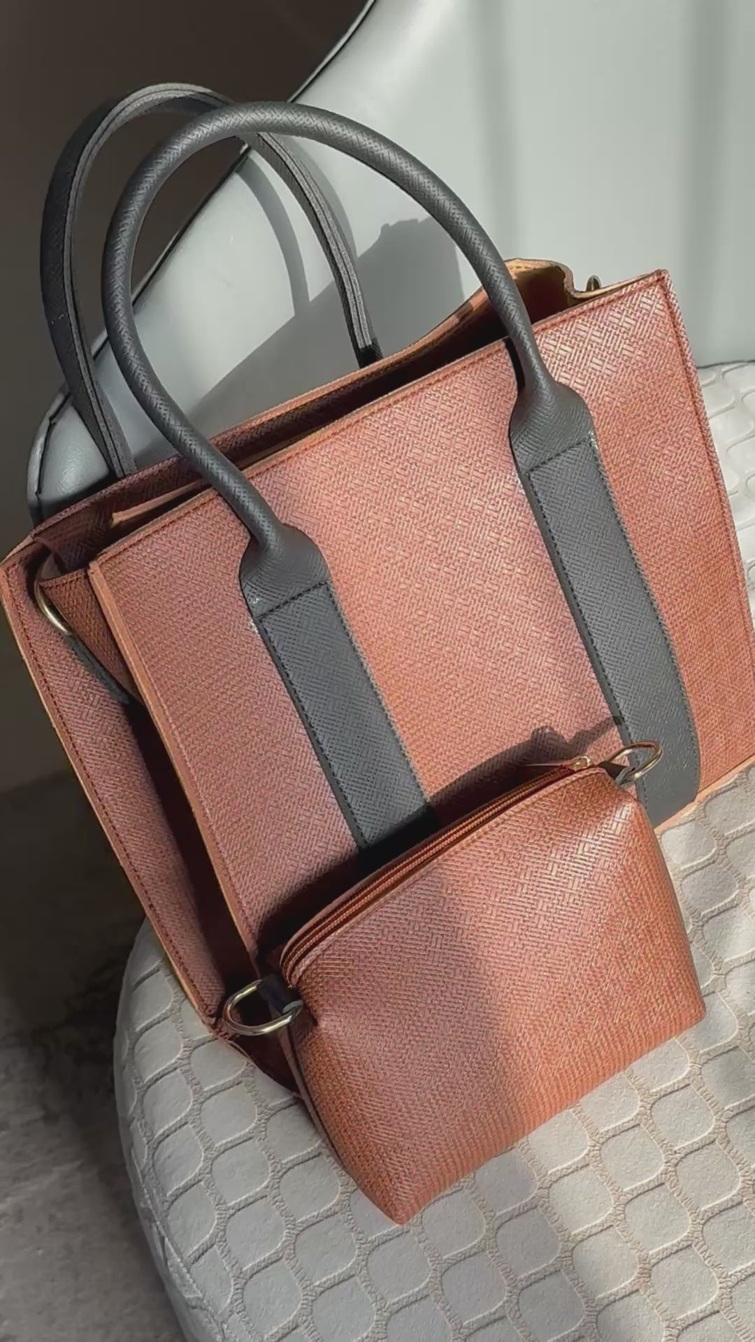 Mashion Tote with Pouch - Brown