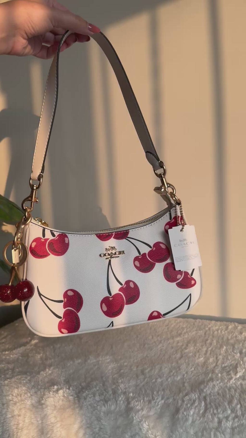 COACH TERI PREMIUM (Cherry White) - BOX PACKING