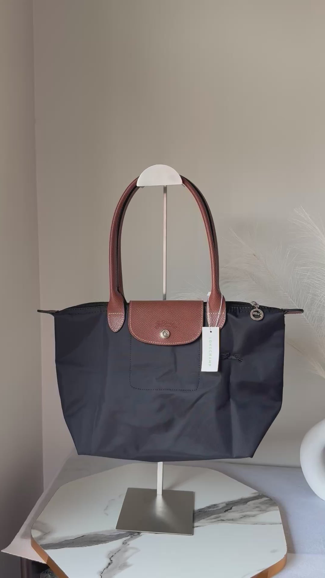 Longchamp Tote MEDIUM - Black (WITH BRAND LOGO)