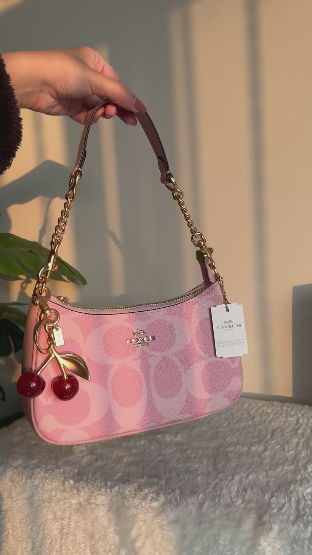 COACH TERI PREMIUM (Pink) - MAGNETIC BOX PACKING