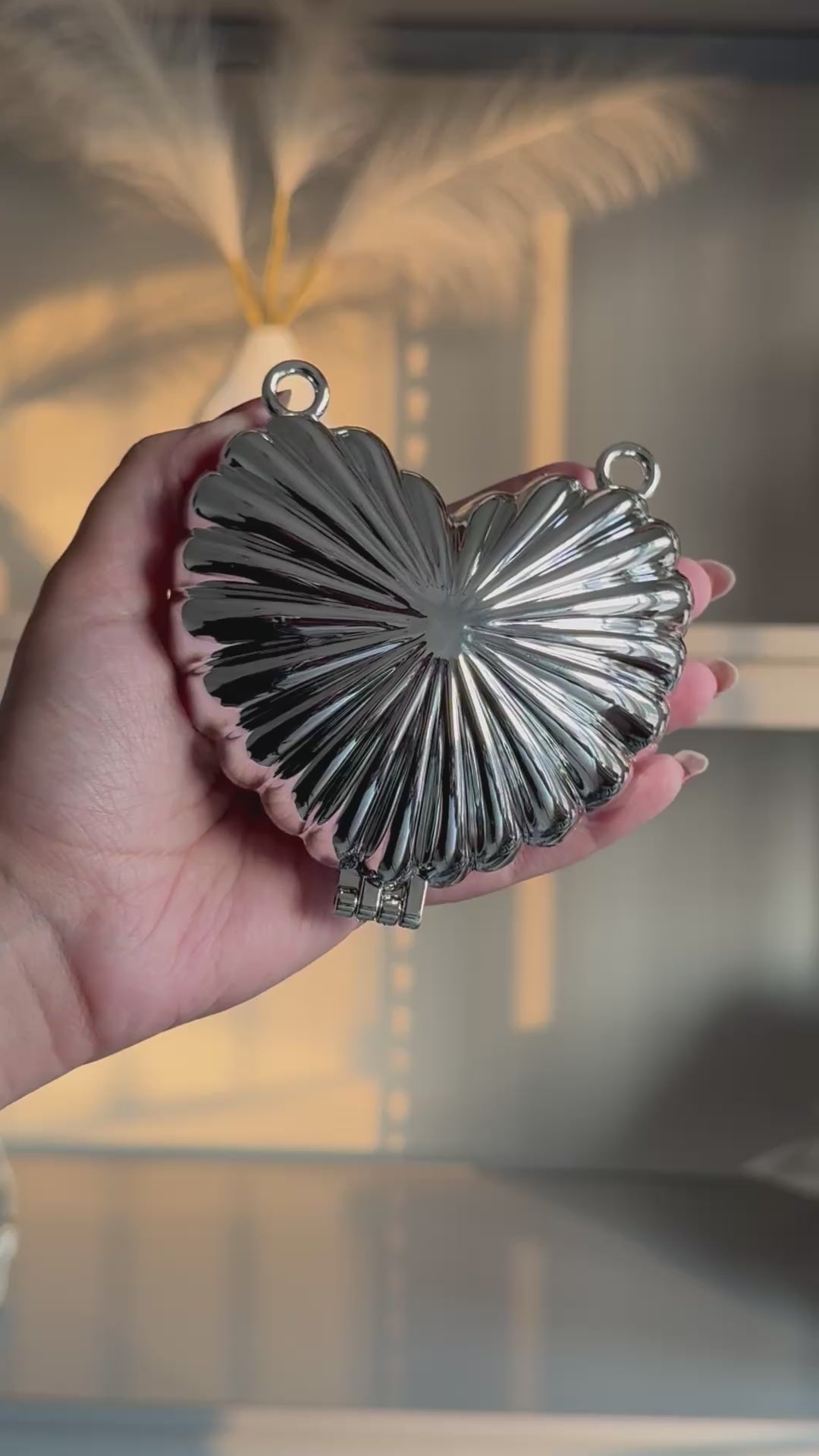 Acrylic Heart Clutch - Silver with Chain